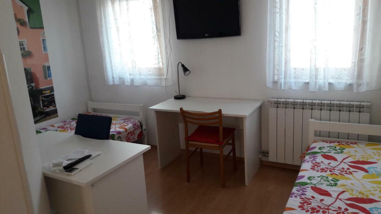 Studio Bubi Koper Bagian luar foto